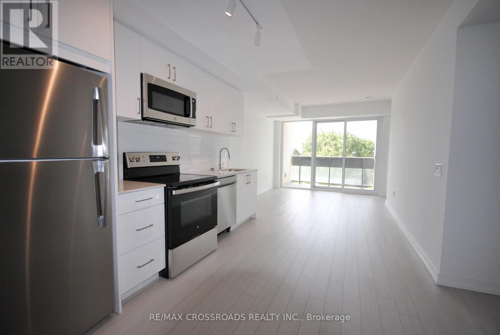 323 - 4010 Eglinton Avenue W, Toronto, Ontario  M9A 0G5 - Photo 4 - W13461072