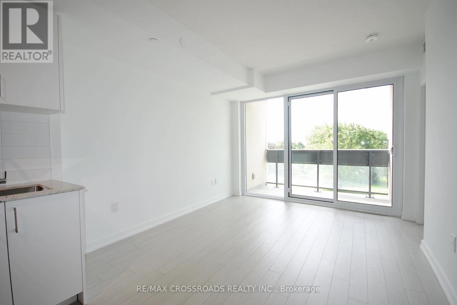 323 - 4010 Eglinton Avenue W, Toronto, Ontario  M9A 0G5 - Photo 7 - W13461072