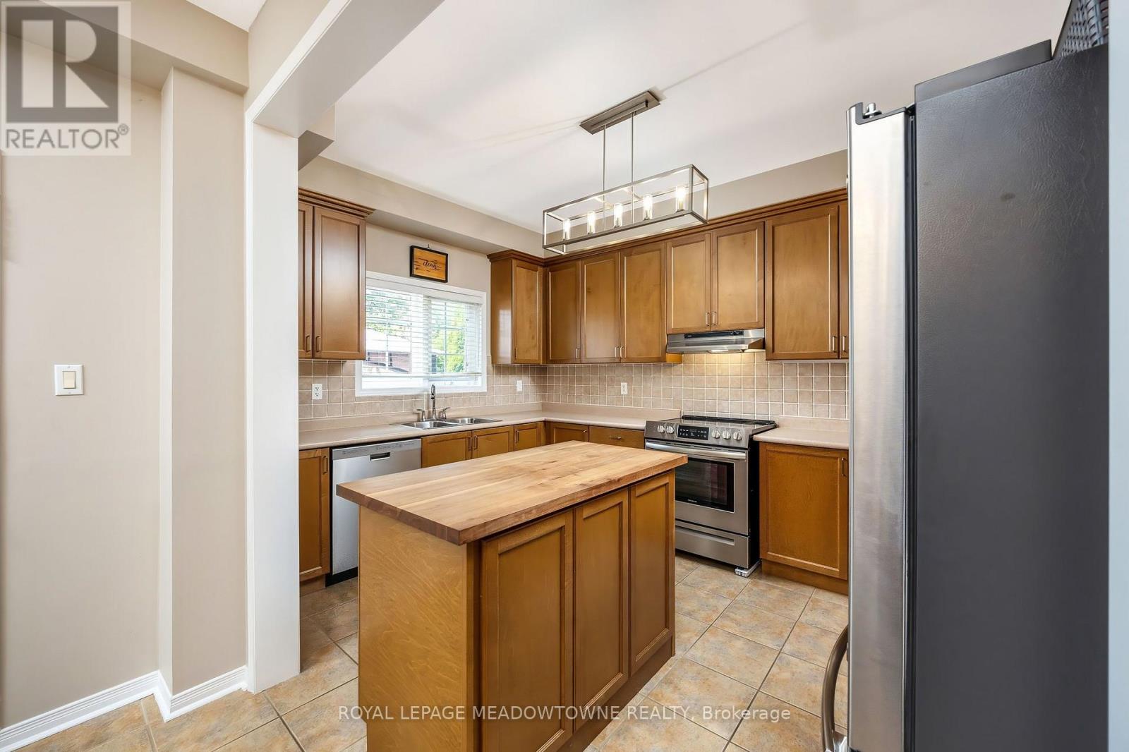 34 Meadowlark Drive, Halton Hills, Ontario  L7G 6N2 - Photo 12 - W13461080