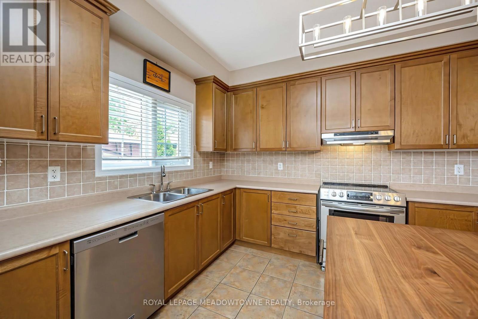 34 Meadowlark Drive, Halton Hills, Ontario  L7G 6N2 - Photo 13 - W13461080
