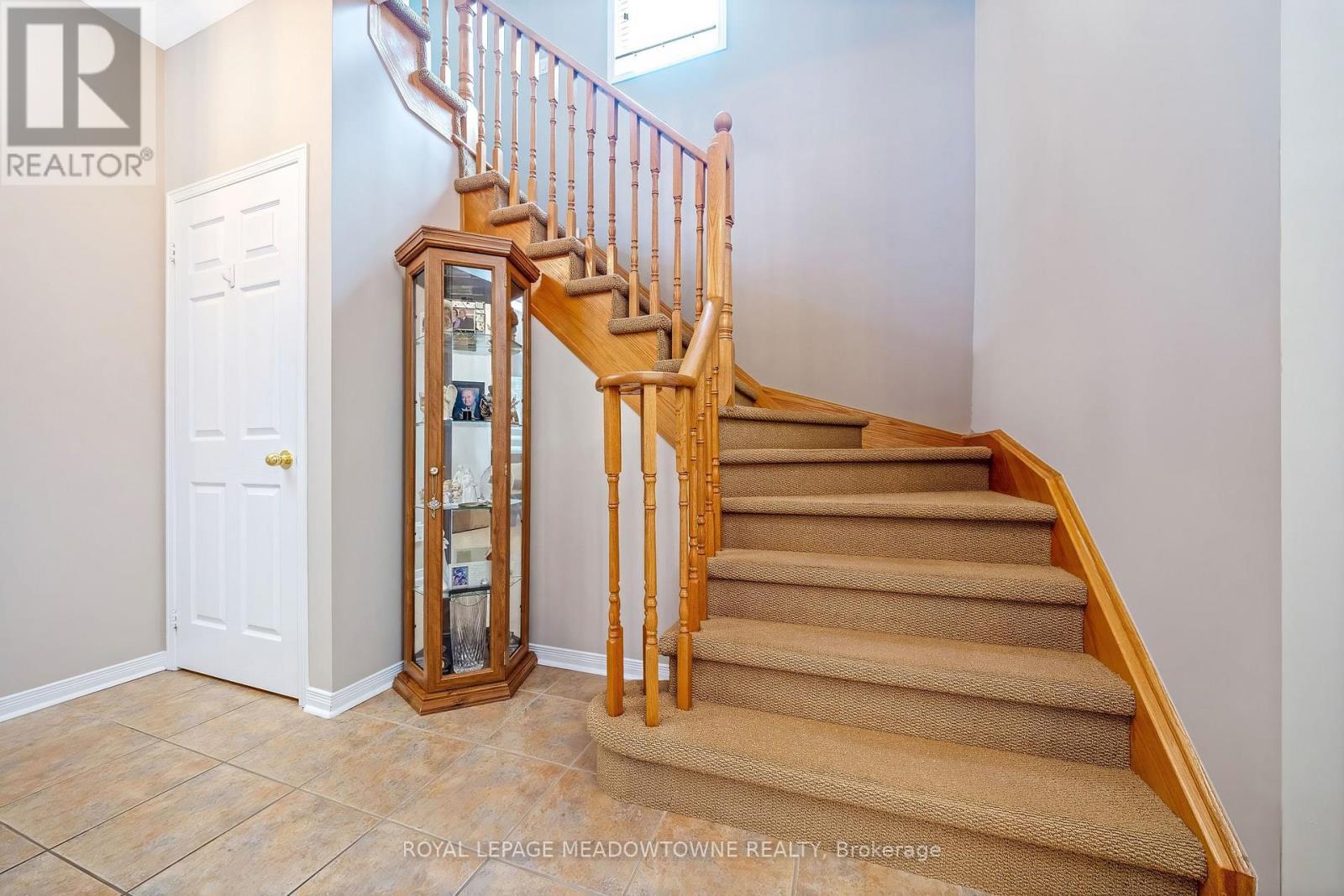 34 Meadowlark Drive, Halton Hills, Ontario  L7G 6N2 - Photo 18 - W13461080