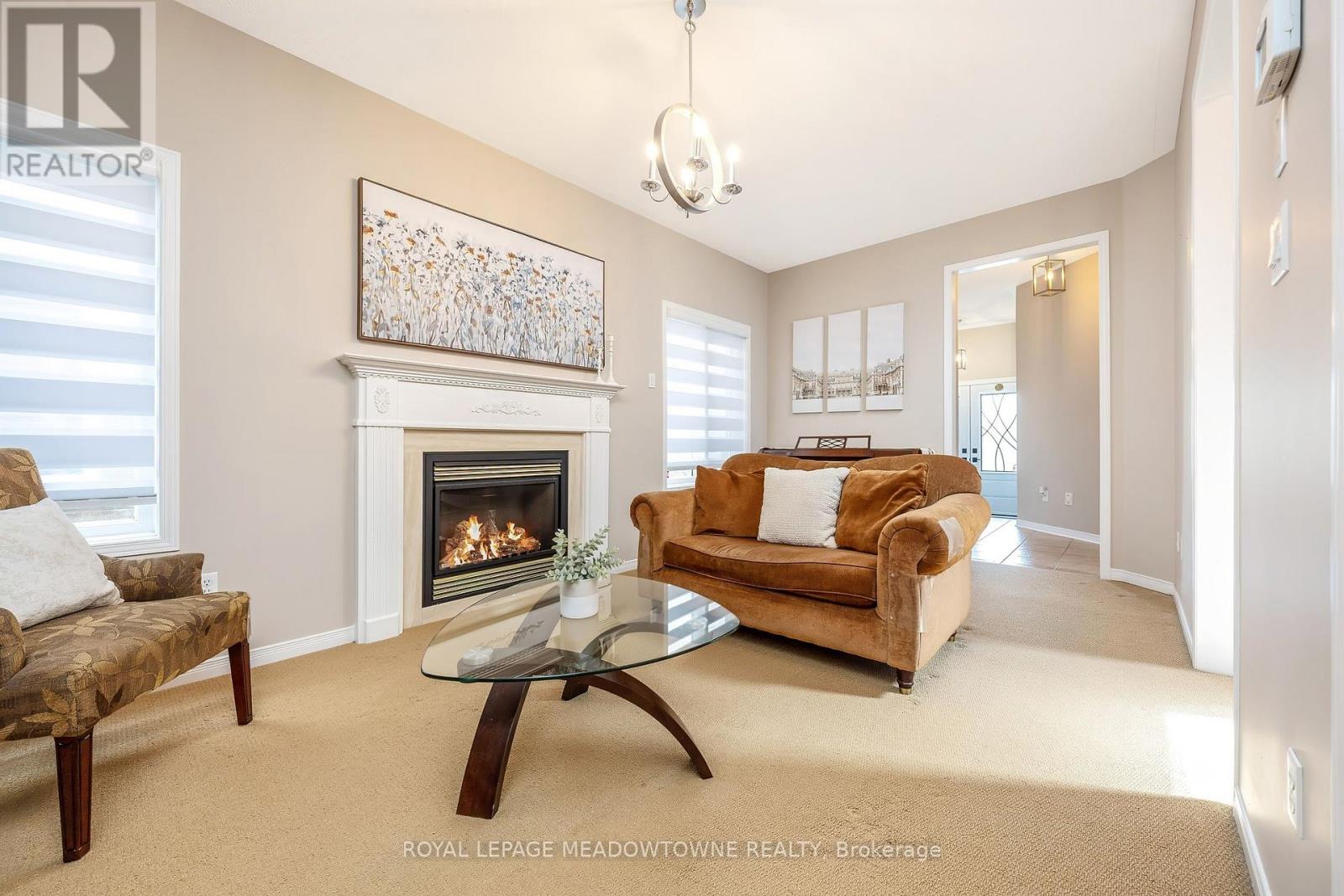 34 Meadowlark Drive, Halton Hills, Ontario  L7G 6N2 - Photo 6 - W13461080