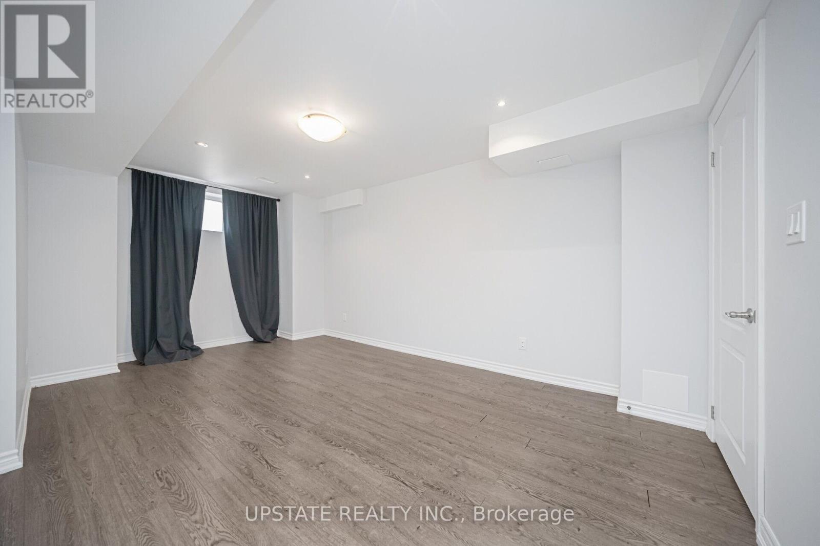 11 Mistyglen Crescent, Brampton, Ontario  L6Y 0X2 - Photo 44 - W13461136