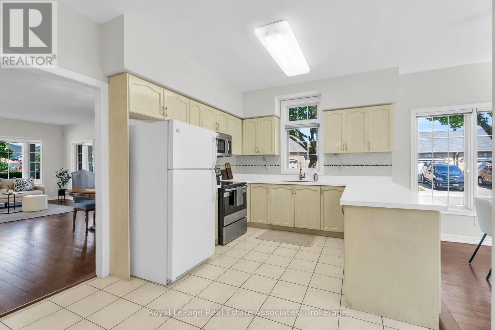 12 - 2 Larkdale Terrace, Brampton, Ontario  L6R 1W5 - Photo 17 - W13461148