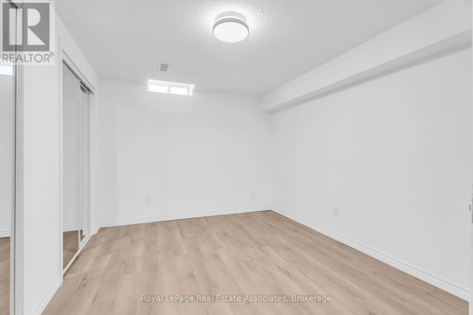 12 - 2 Larkdale Terrace, Brampton, Ontario  L6R 1W5 - Photo 32 - W13461148