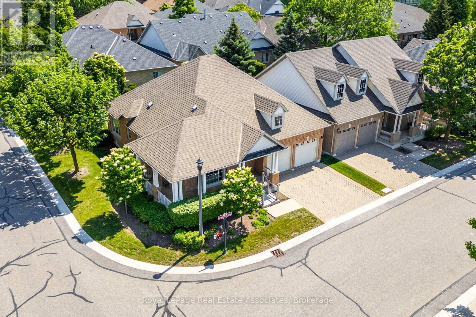 12 - 2 Larkdale Terrace, Brampton, Ontario  L6R 1W5 - Photo 35 - W13461148