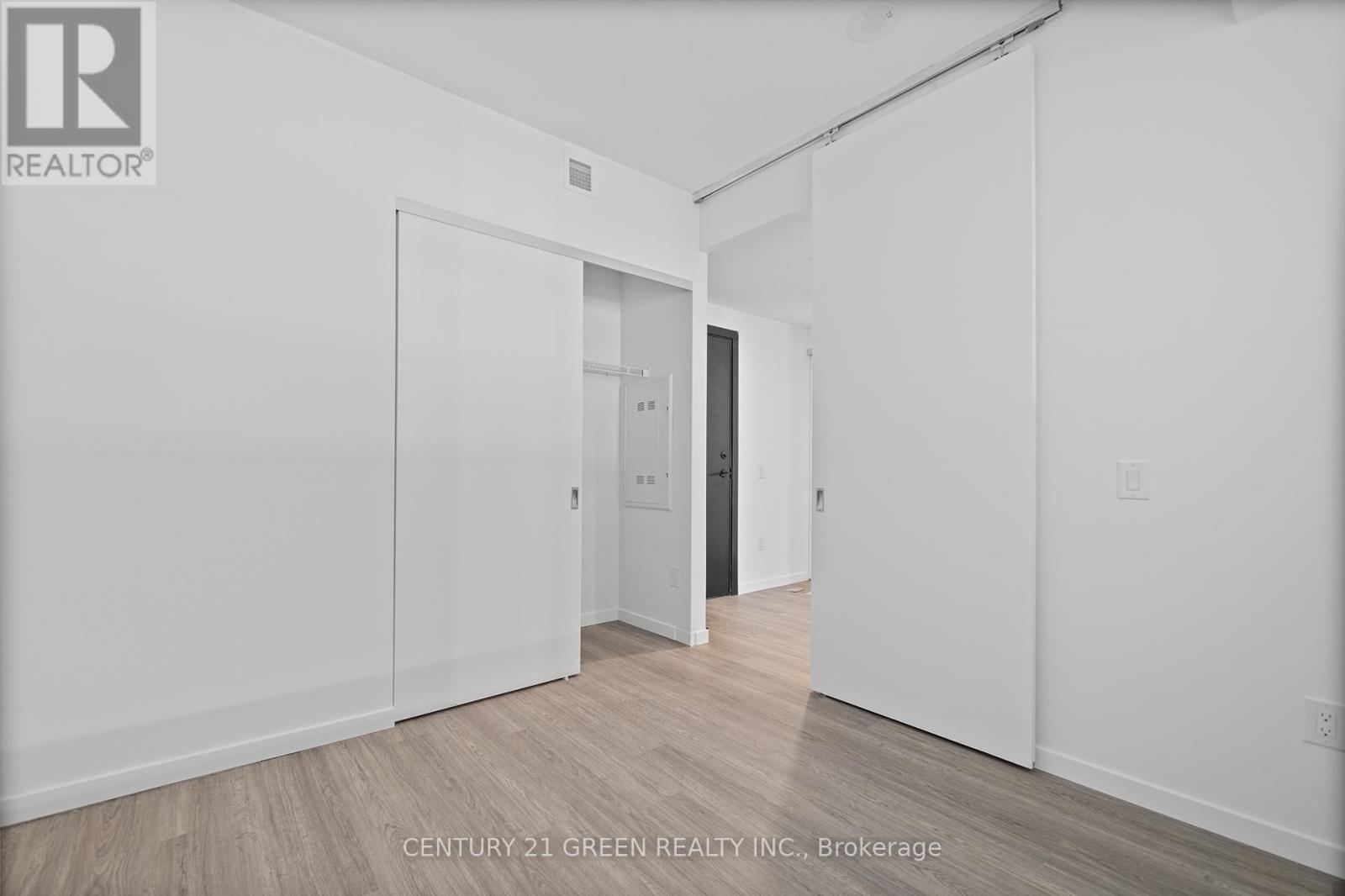 216 - 689 The Queensway, Toronto, Ontario  M8Y 1L1 - Photo 18 - W13461182