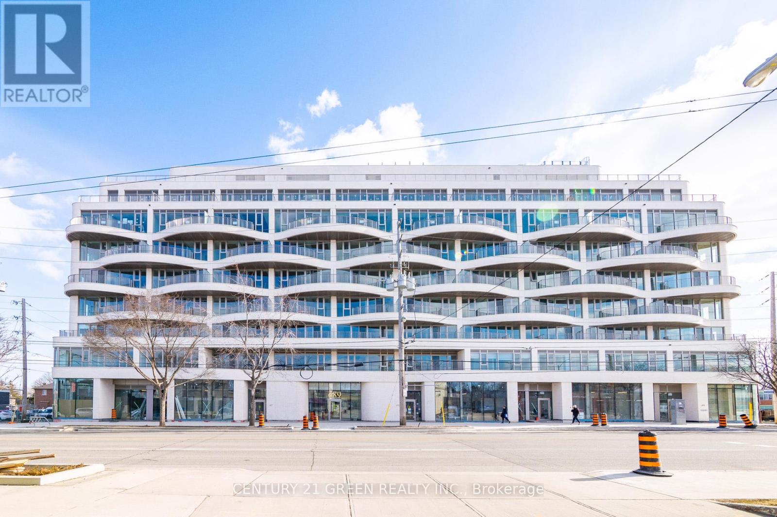 216 - 689 The Queensway, Toronto, Ontario  M8Y 1L1 - Photo 3 - W13461182