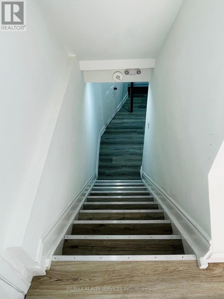 Basement - 14 Niles Court, Brampton, Ontario  L6S 5T6 - Photo 3 - W13461222
