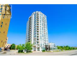 802 - 840 QUEENS PLATE DRIVE, Toronto, Ontario
