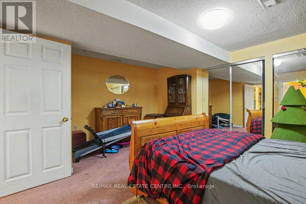 2100 Kevin Crescent, Burlington, Ontario  L7M 4E3 - Photo 30 - W13461294