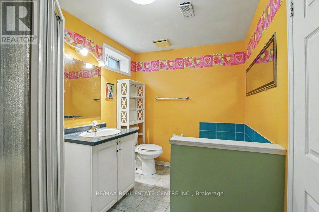 2100 Kevin Crescent, Burlington, Ontario  L7M 4E3 - Photo 31 - W13461294