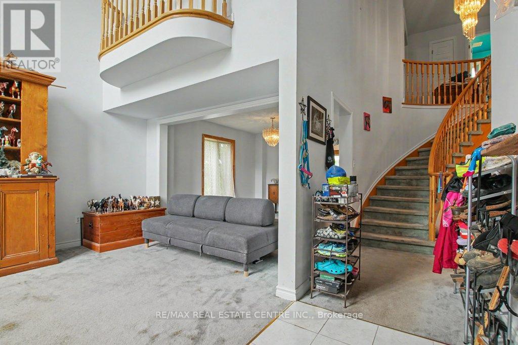 2100 Kevin Crescent, Burlington, Ontario  L7M 4E3 - Photo 5 - W13461294