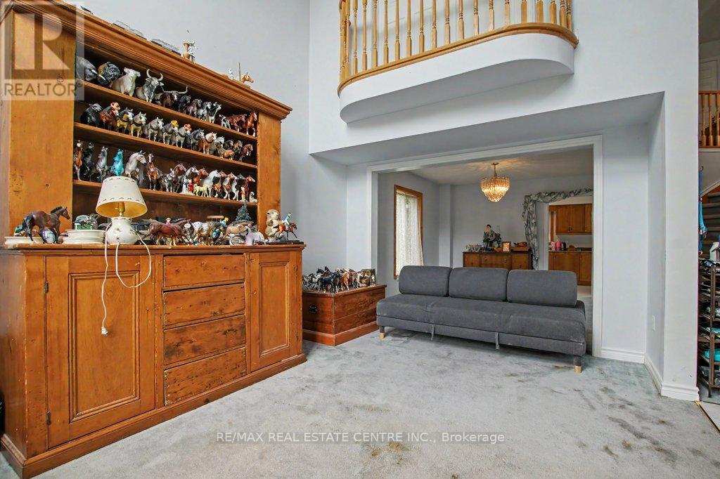 2100 Kevin Crescent, Burlington, Ontario  L7M 4E3 - Photo 6 - W13461294