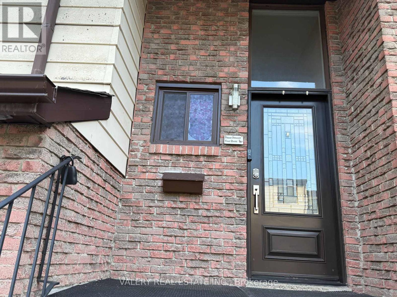 143a - 180 Mississauga Valley Boulevard, Mississauga, Ontario  L5A 3M2 - Photo 2 - W13461312