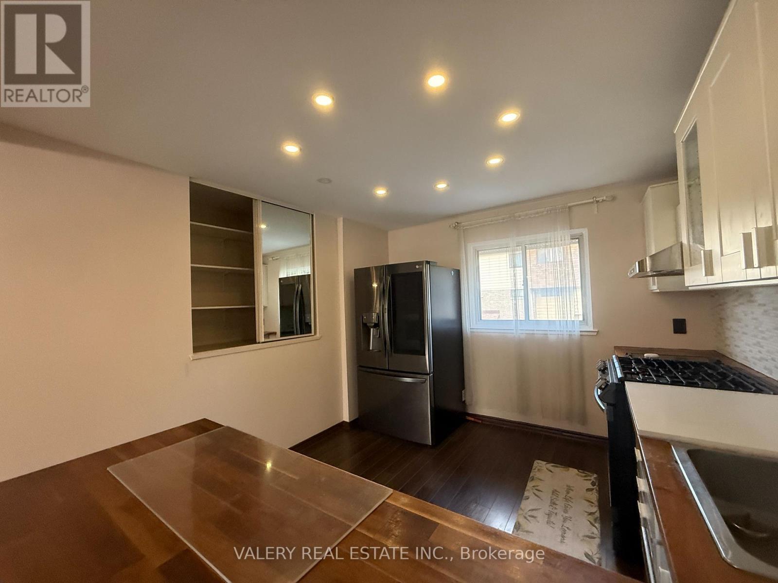 143a - 180 Mississauga Valley Boulevard, Mississauga, Ontario  L5A 3M2 - Photo 3 - W13461312