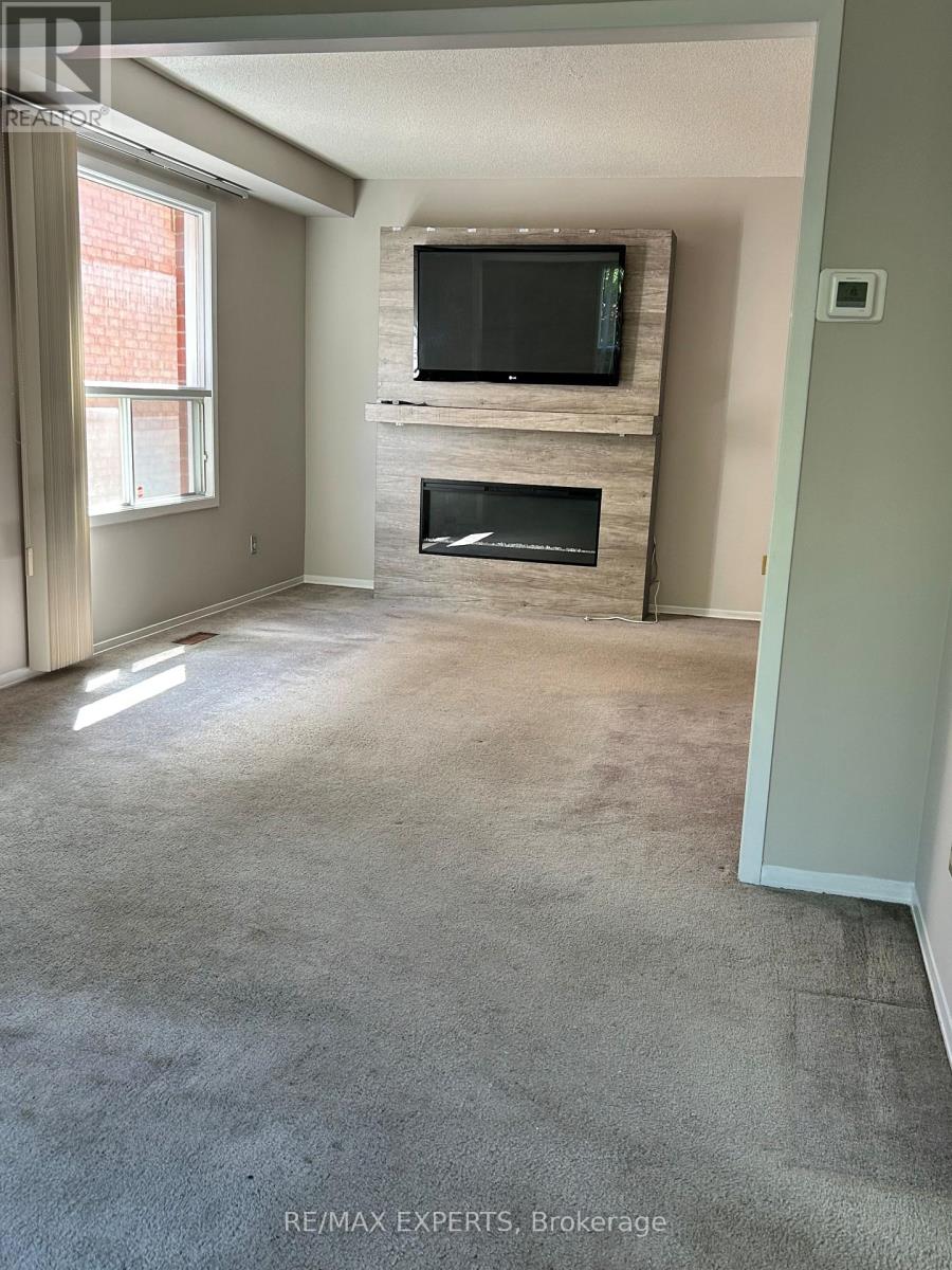 146 Dumfries Avenue, Brampton, Ontario  L6Z 2W9 - Photo 3 - W13461342