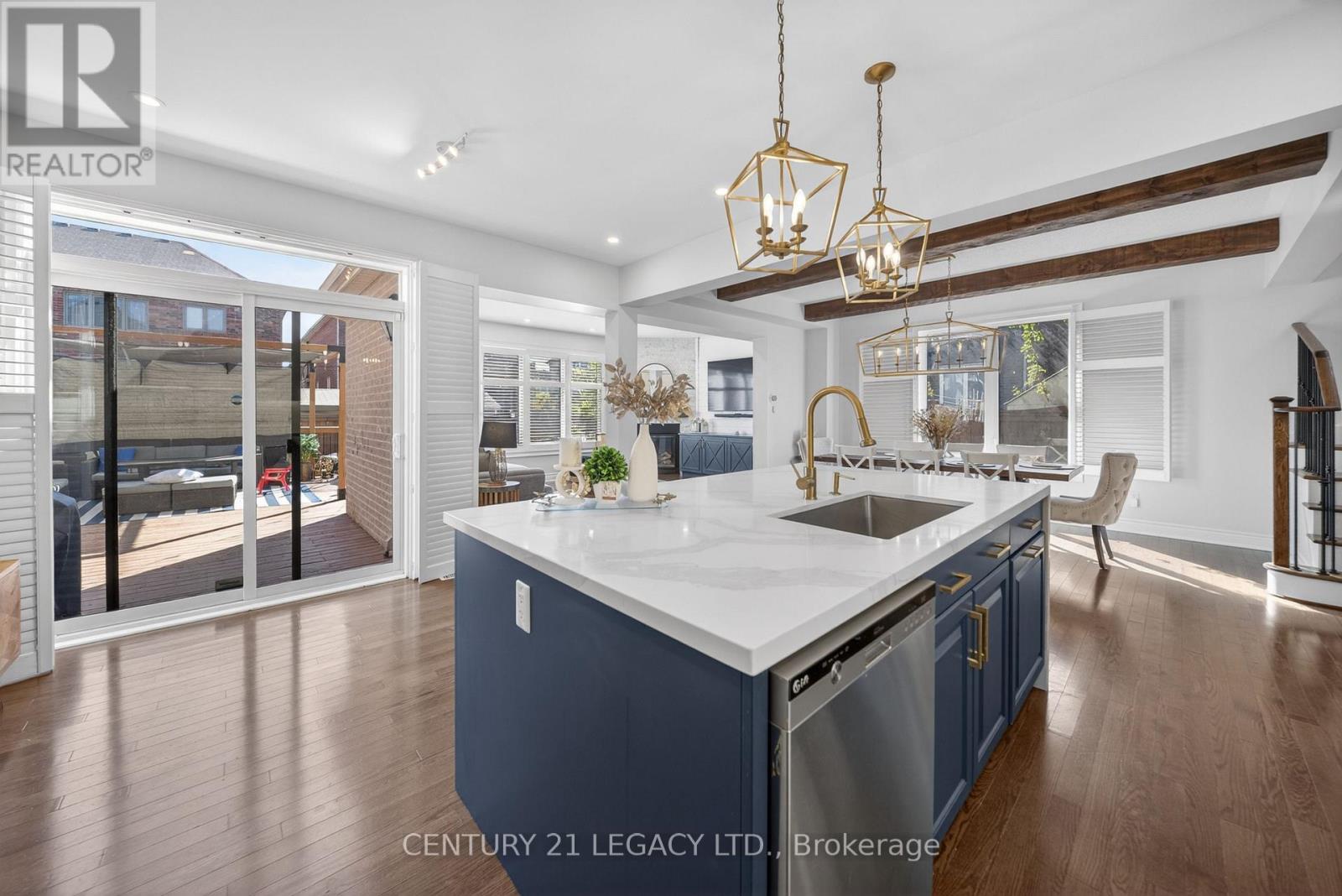 33 Andretti Crescent, Brampton, Ontario  L6X 5G6 - Photo 4 - W13461346