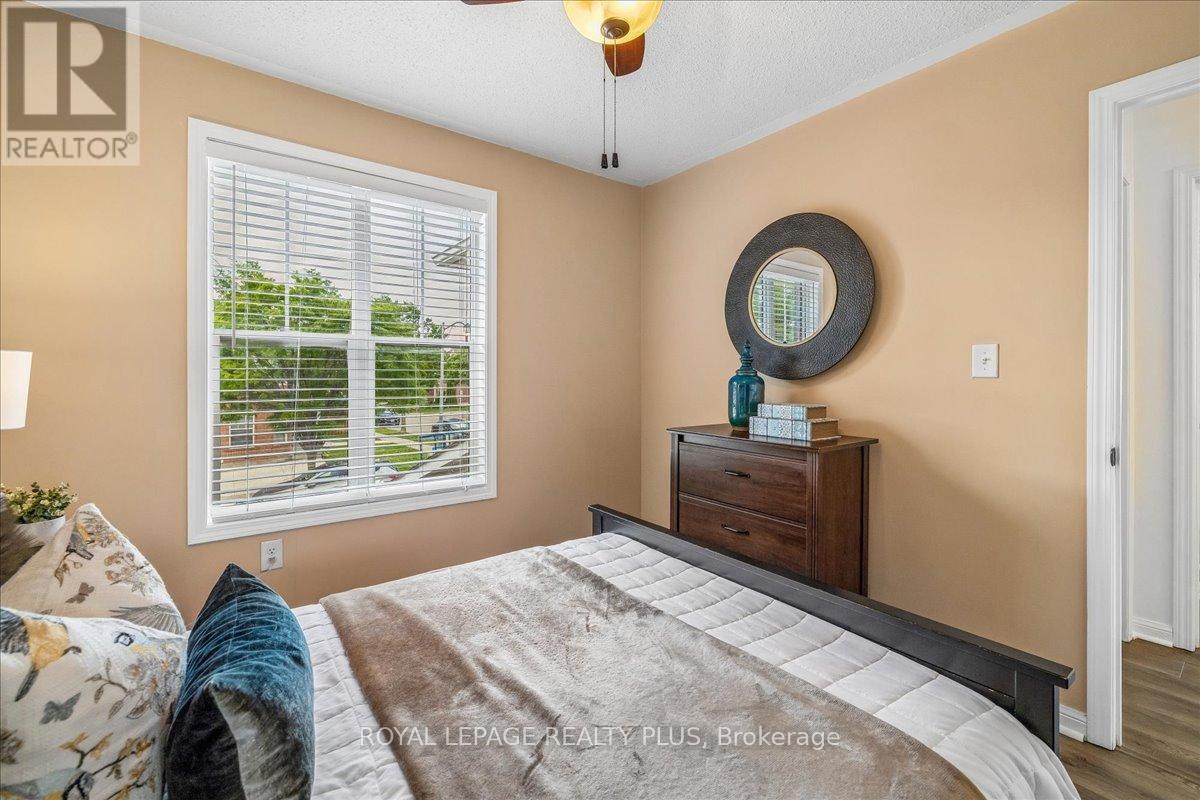 858 Shepherd Place, Milton, Ontario  L9T 6L8 - Photo 31 - W13461364