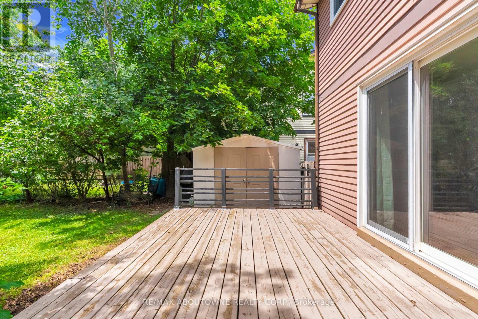 2260 Manchester Drive, Burlington, Ontario  L7P 3W2 - Photo 39 - W13461430