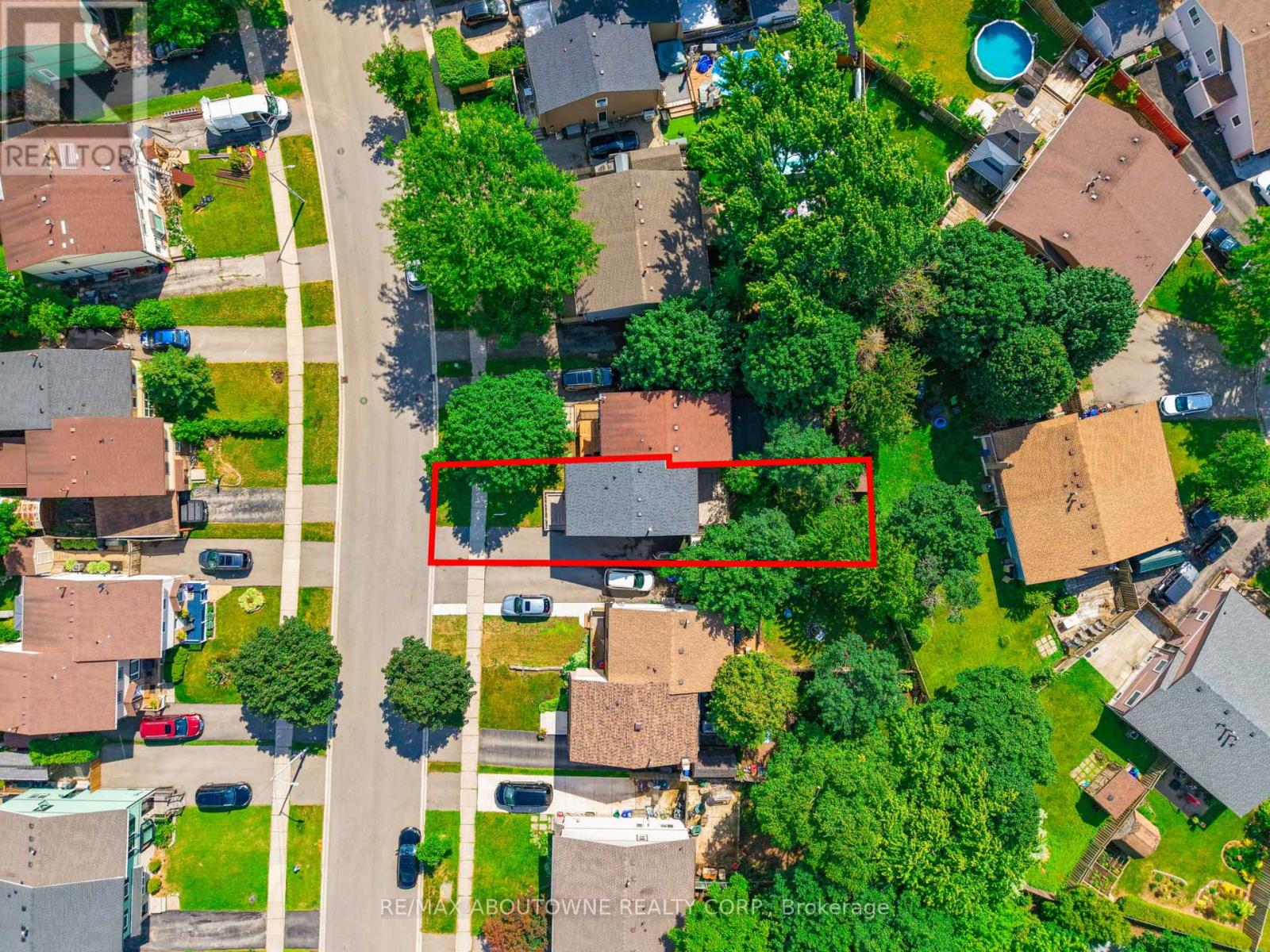 2260 Manchester Drive, Burlington, Ontario  L7P 3W2 - Photo 4 - W13461430