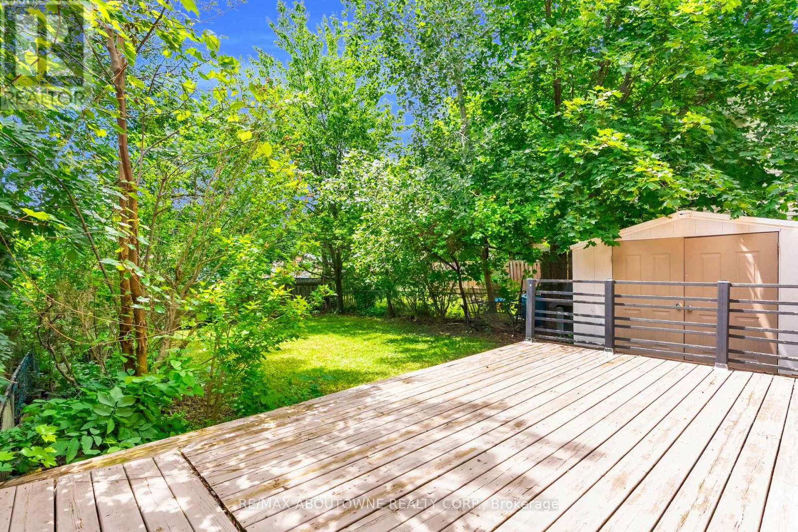 2260 Manchester Drive, Burlington, Ontario  L7P 3W2 - Photo 40 - W13461430