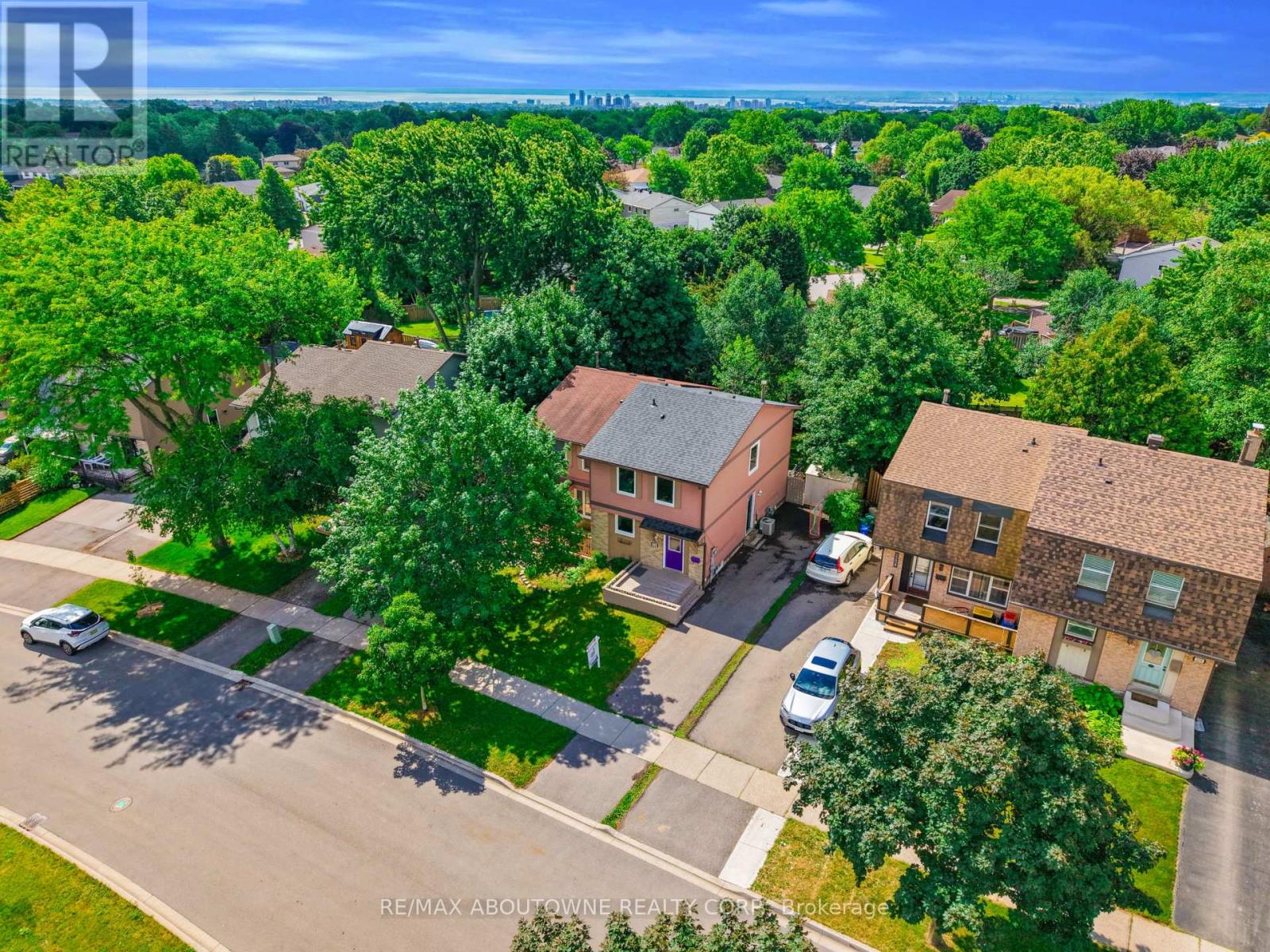 2260 Manchester Drive, Burlington, Ontario  L7P 3W2 - Photo 45 - W13461430