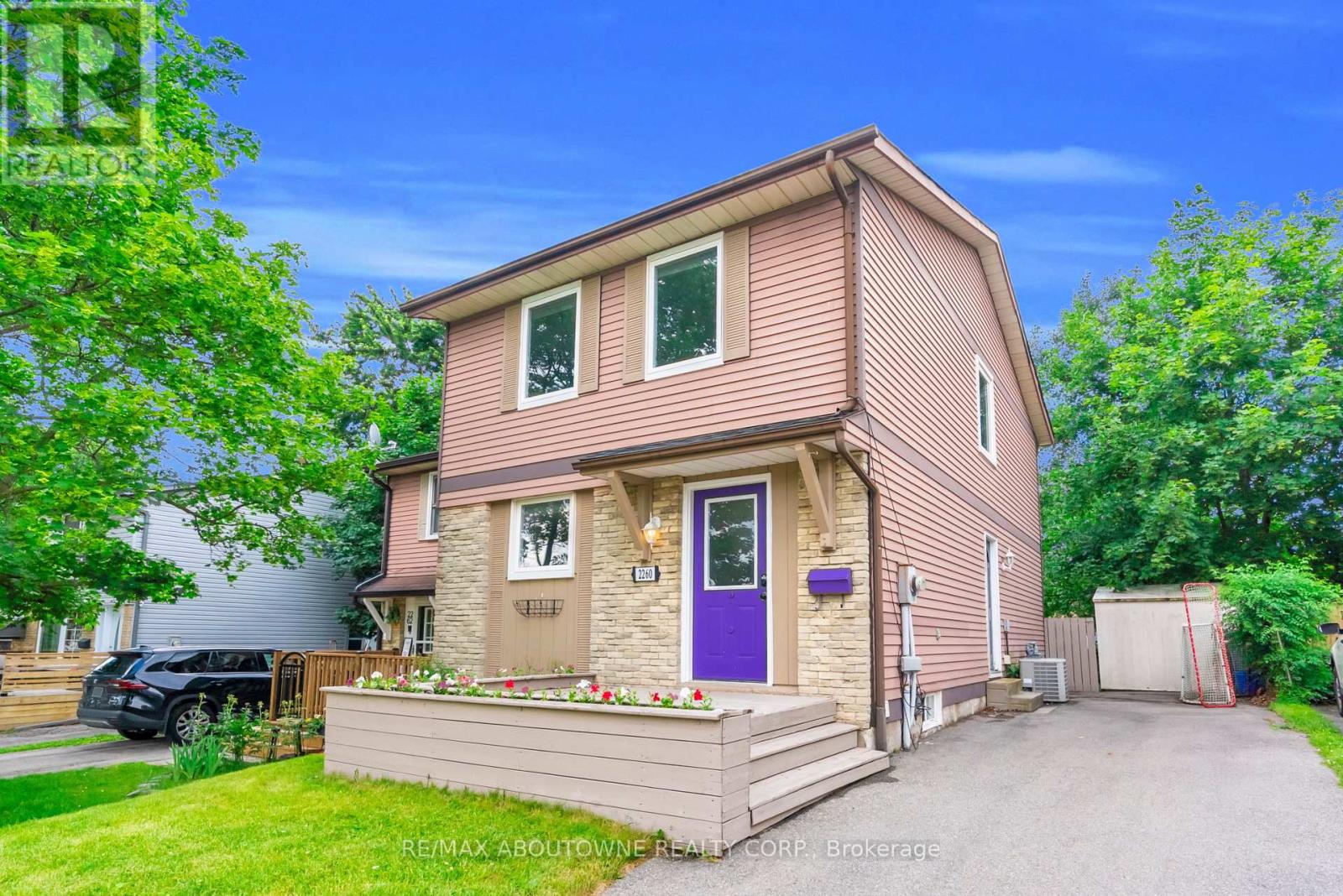 2260 Manchester Drive, Burlington, Ontario  L7P 3W2 - Photo 7 - W13461430