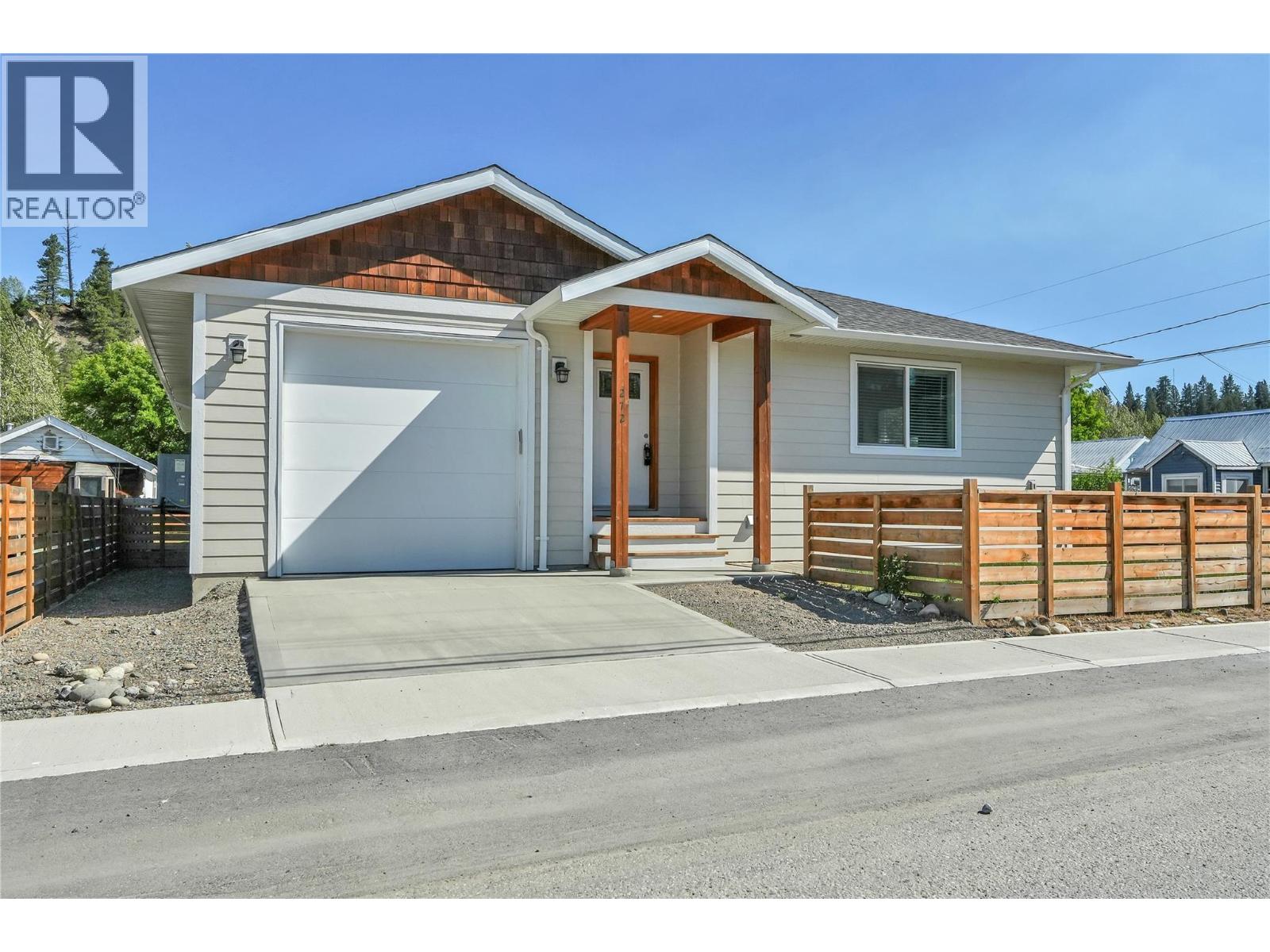 272 Burton Avenue, Princeton, British Columbia  V0X 1W0 - Photo 4 - 10376155