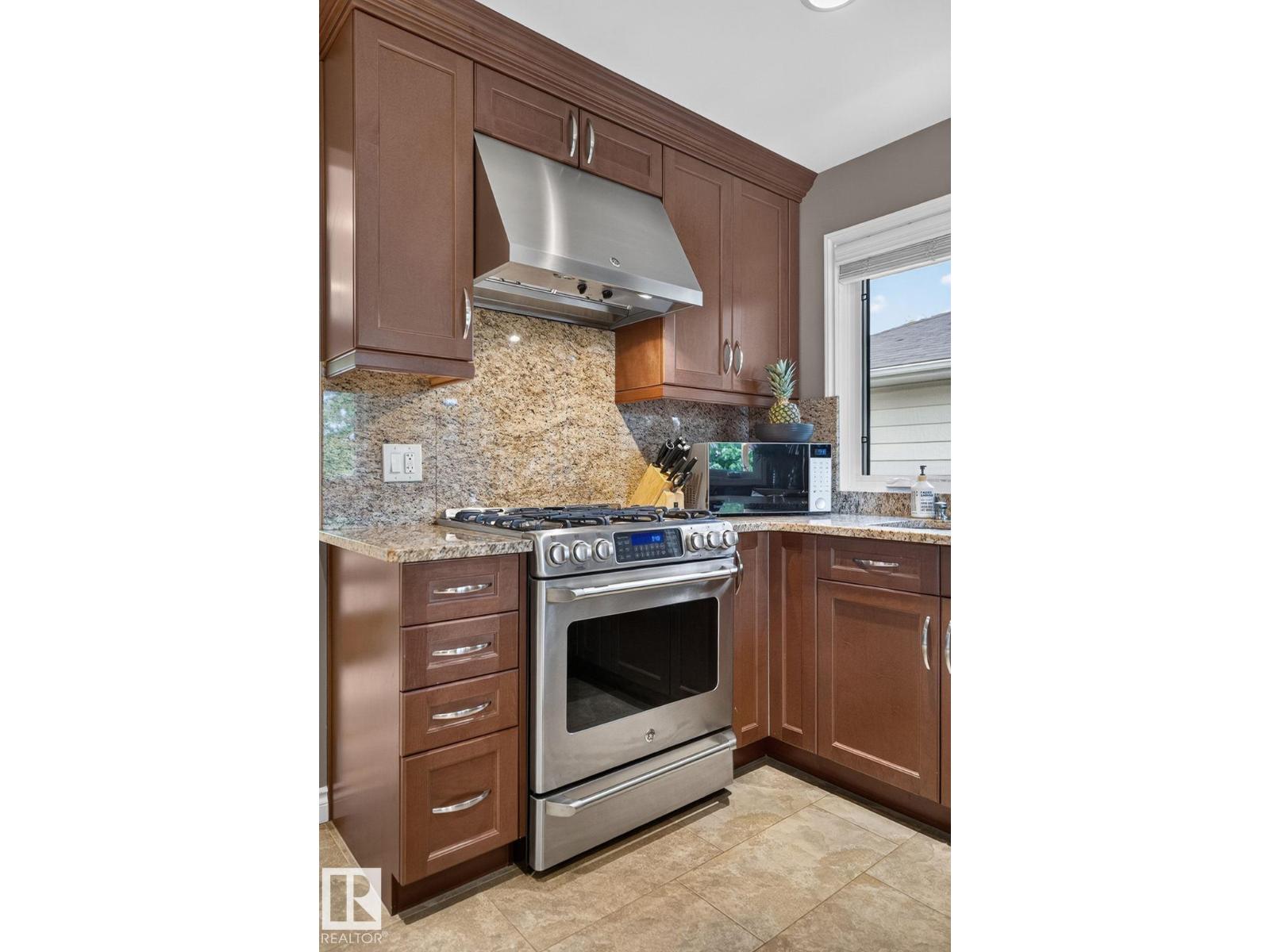 9436 77 St NW, Edmonton, Alberta  T6C 2M6 - Photo 17 - E4494314
