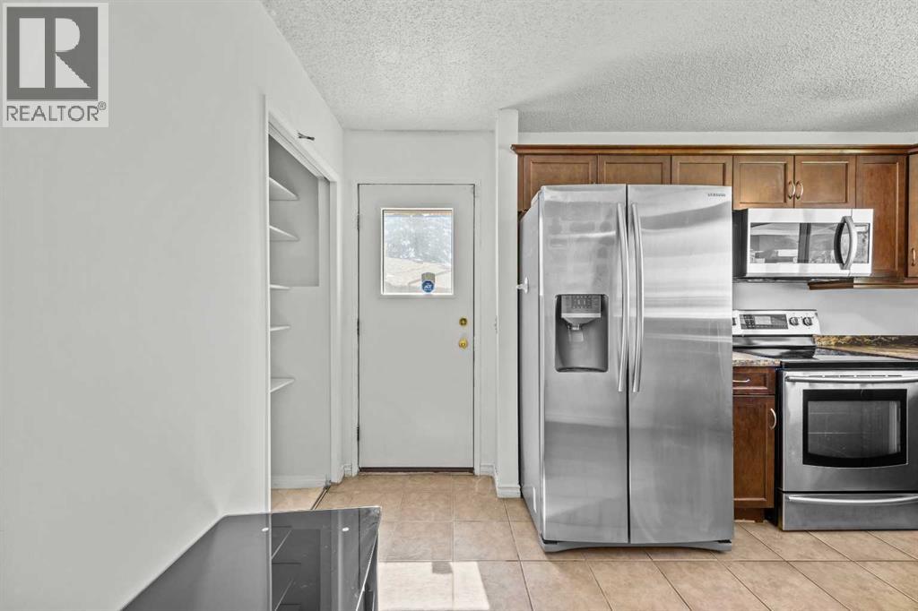 60 Ogmoor Crescent SE, Calgary, Alberta  T2C 2E9 - Photo 9 - A2321217