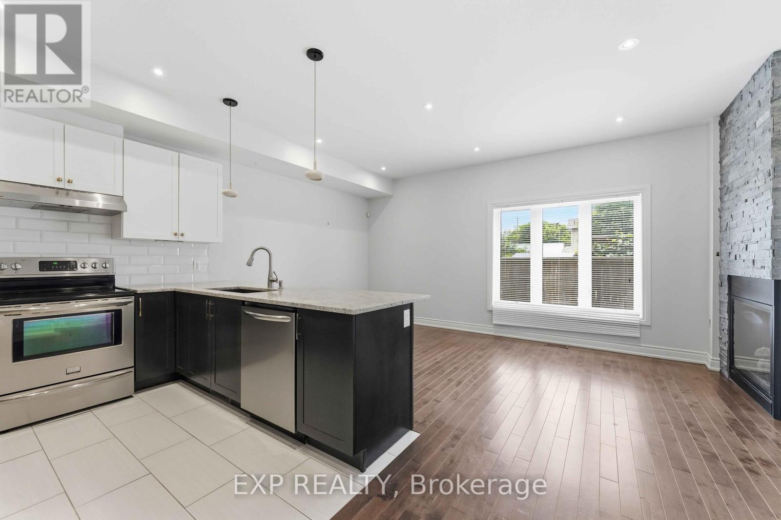 979 Admiral Avenue, Ottawa, Ontario  K1Z 6L8 - Photo 4 - X13461494
