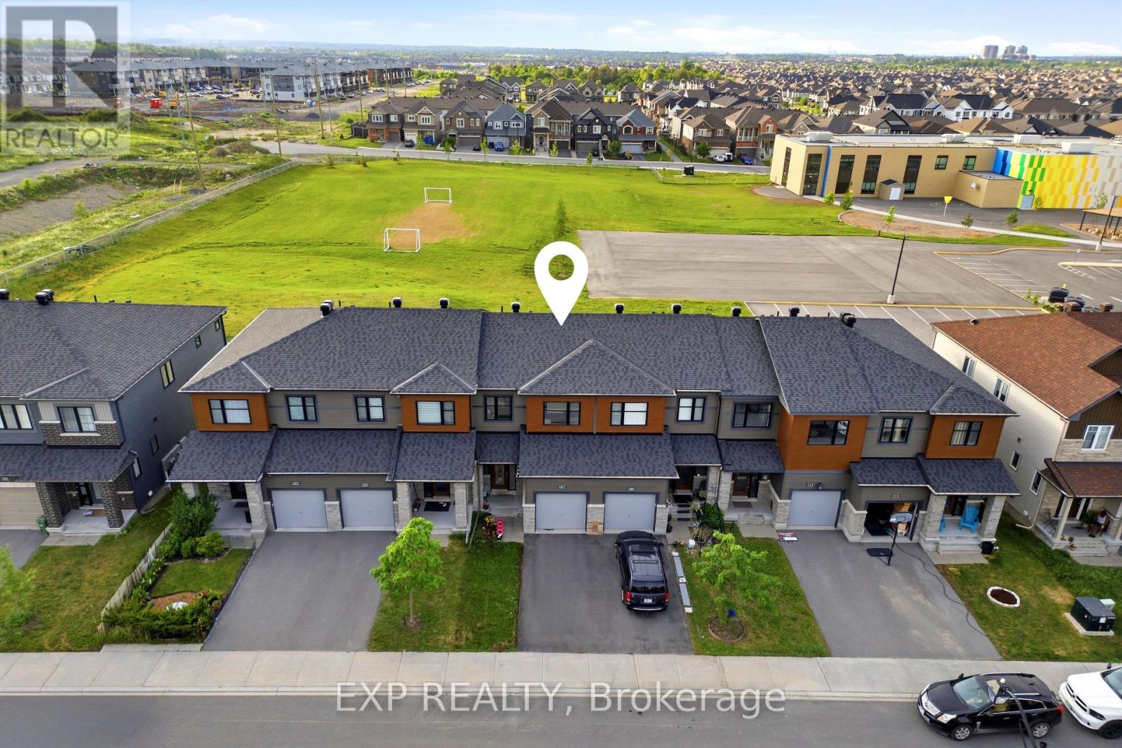 107 Teelin Circle, Ottawa, Ontario  K2J 6T8 - Photo 2 - X13461548