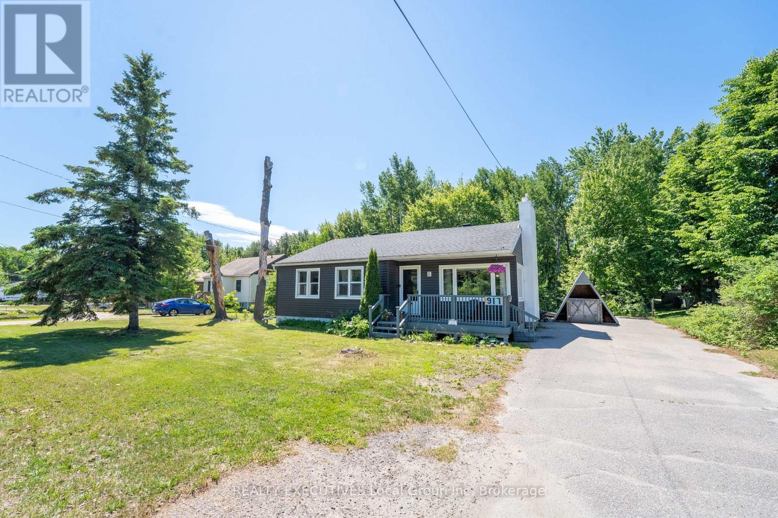 917 Lakeshore Drive, North Bay, Ontario  P1A 2H1 - Photo 1 - X13461498