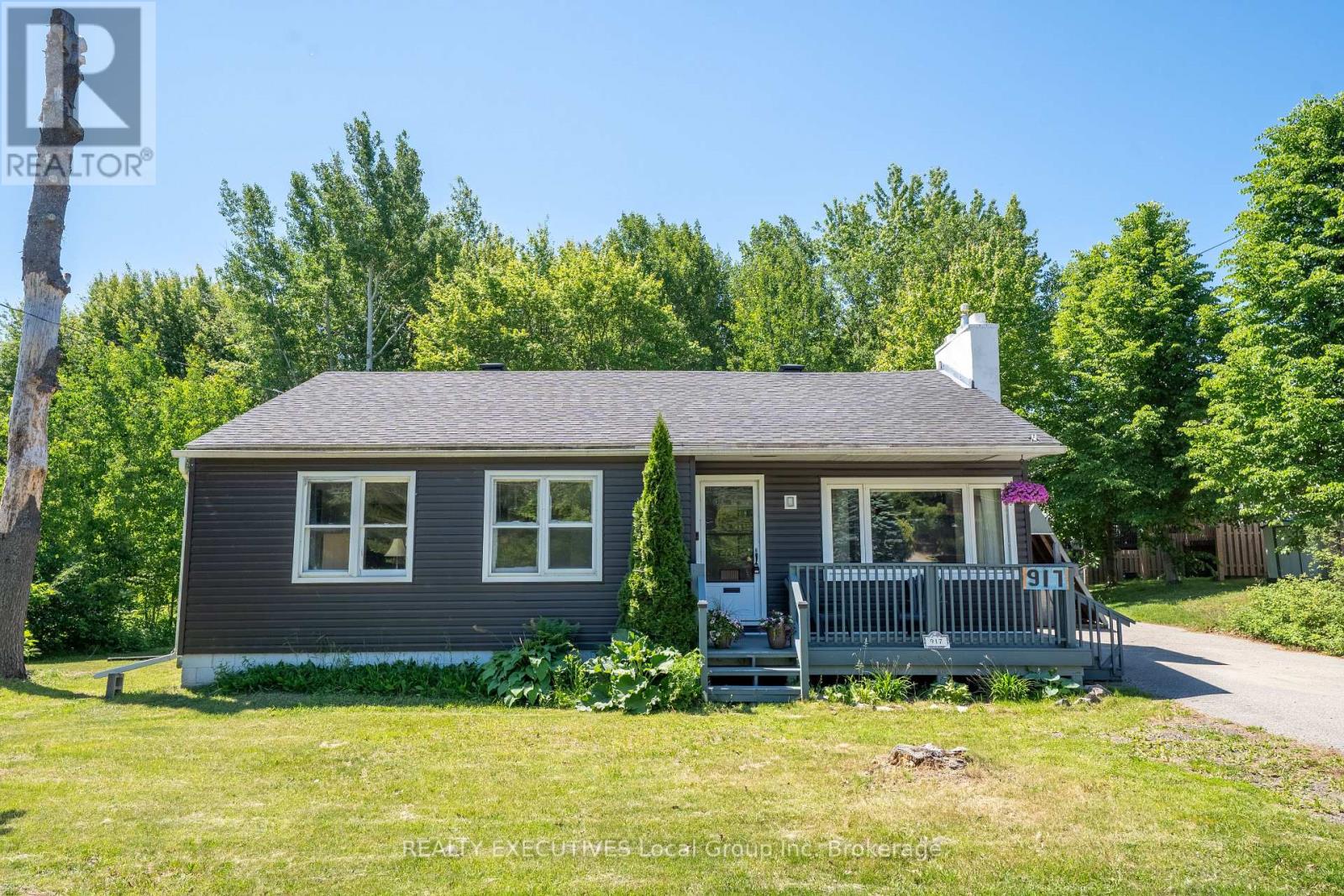 917 Lakeshore Drive, North Bay, Ontario  P1A 2H1 - Photo 2 - X13461498