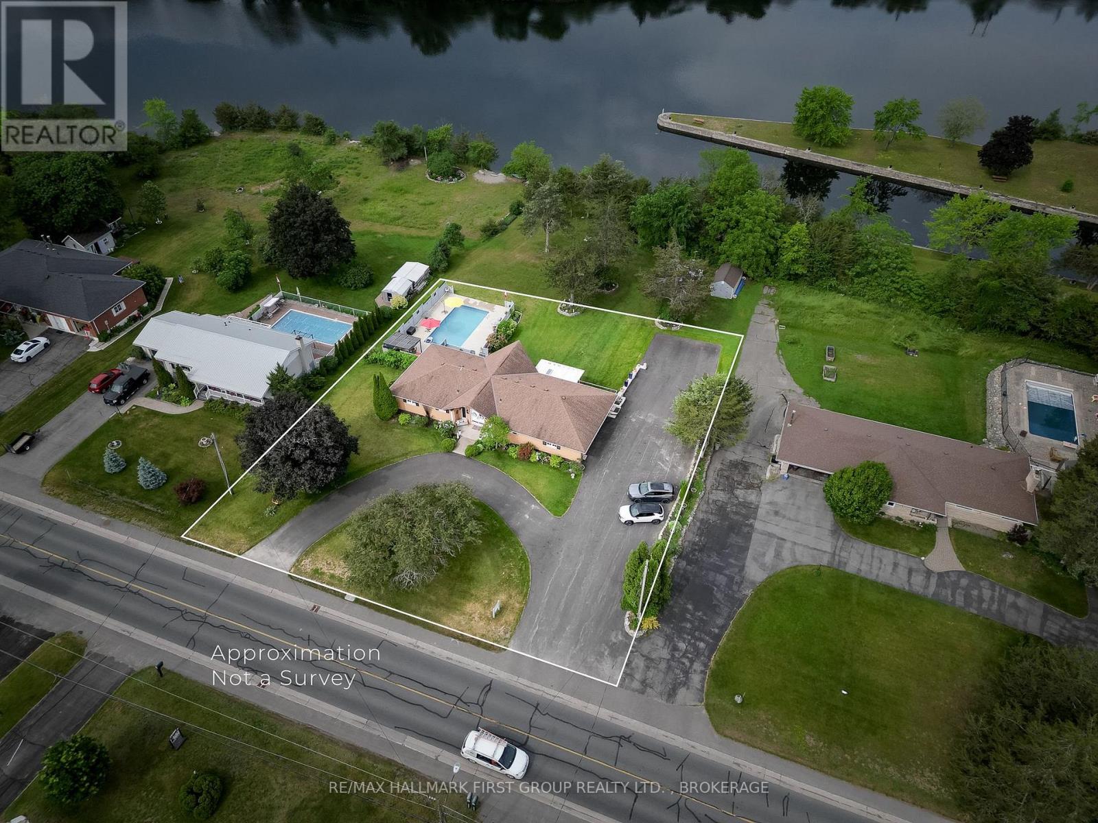 195 Riverside Parkway, Quinte West, Ontario  K0K 2C0 - Photo 2 - X13444852