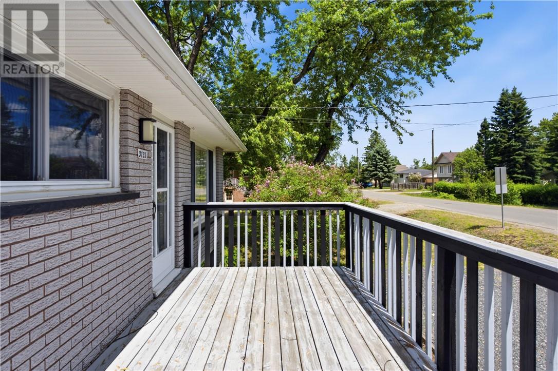 3135 Louis Street, Val Caron, Ontario  P3N 1B9 - Photo 4 - 2128649