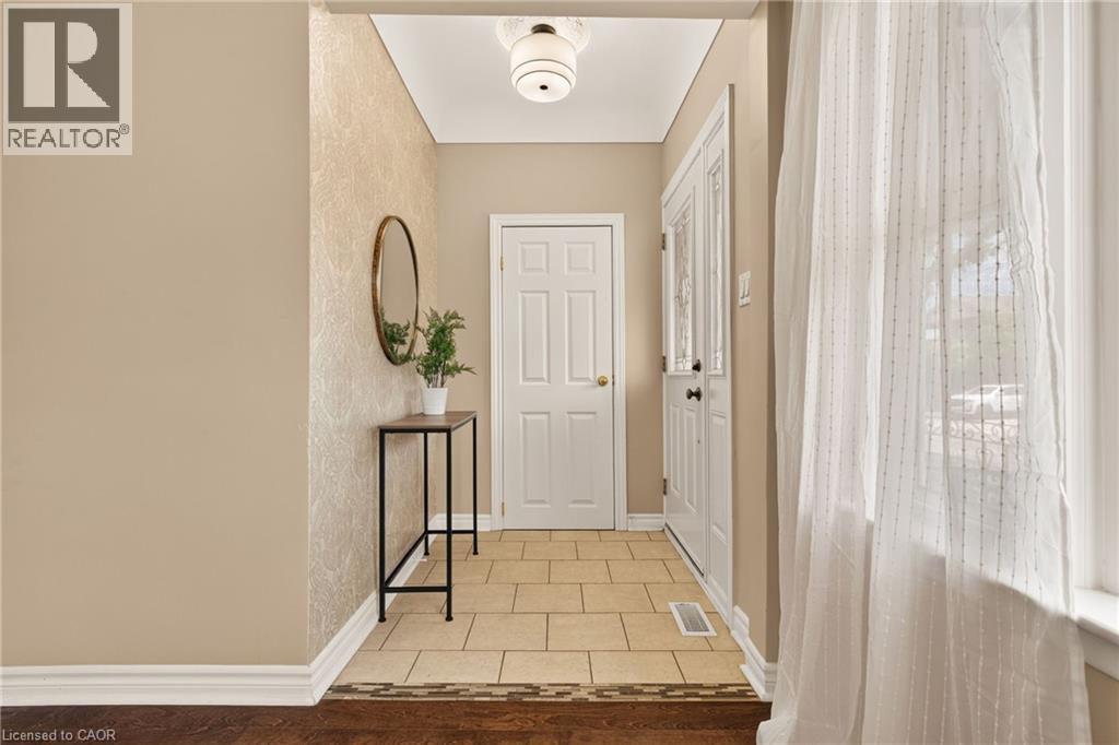 277 Normanhurst Avenue, Hamilton, Ontario  L8H 5N3 - Photo 3 - 40841013