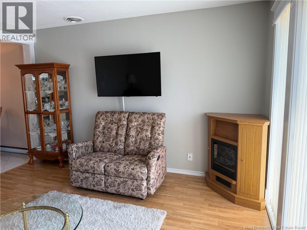 20 Du Bourg Avenue, Edmundston, New Brunswick  E3V 4C5 - Photo 12 - NB142237