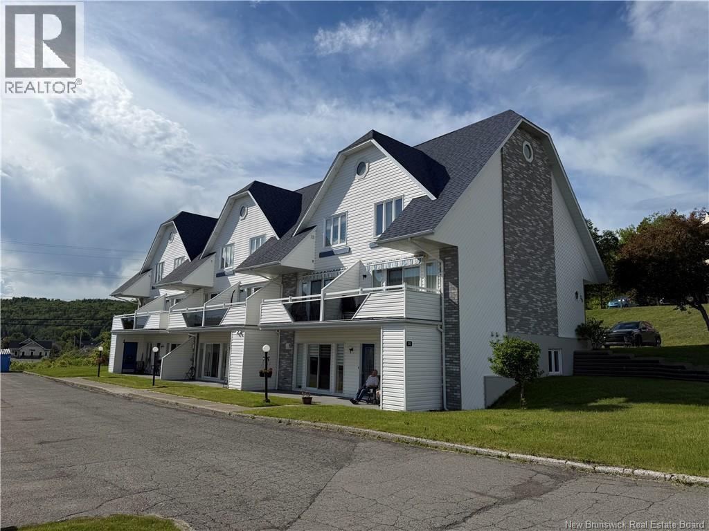 20 Du Bourg Avenue, edmundston, New Brunswick