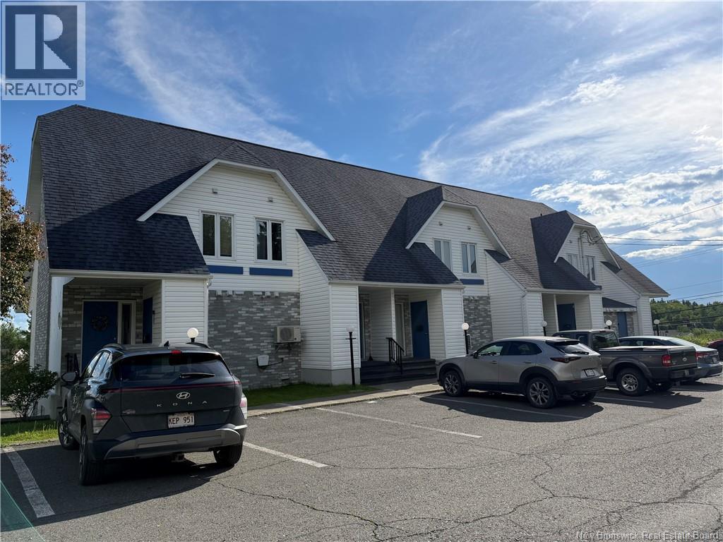 20 Du Bourg Avenue, Edmundston, New Brunswick  E3V 4C5 - Photo 2 - NB142237