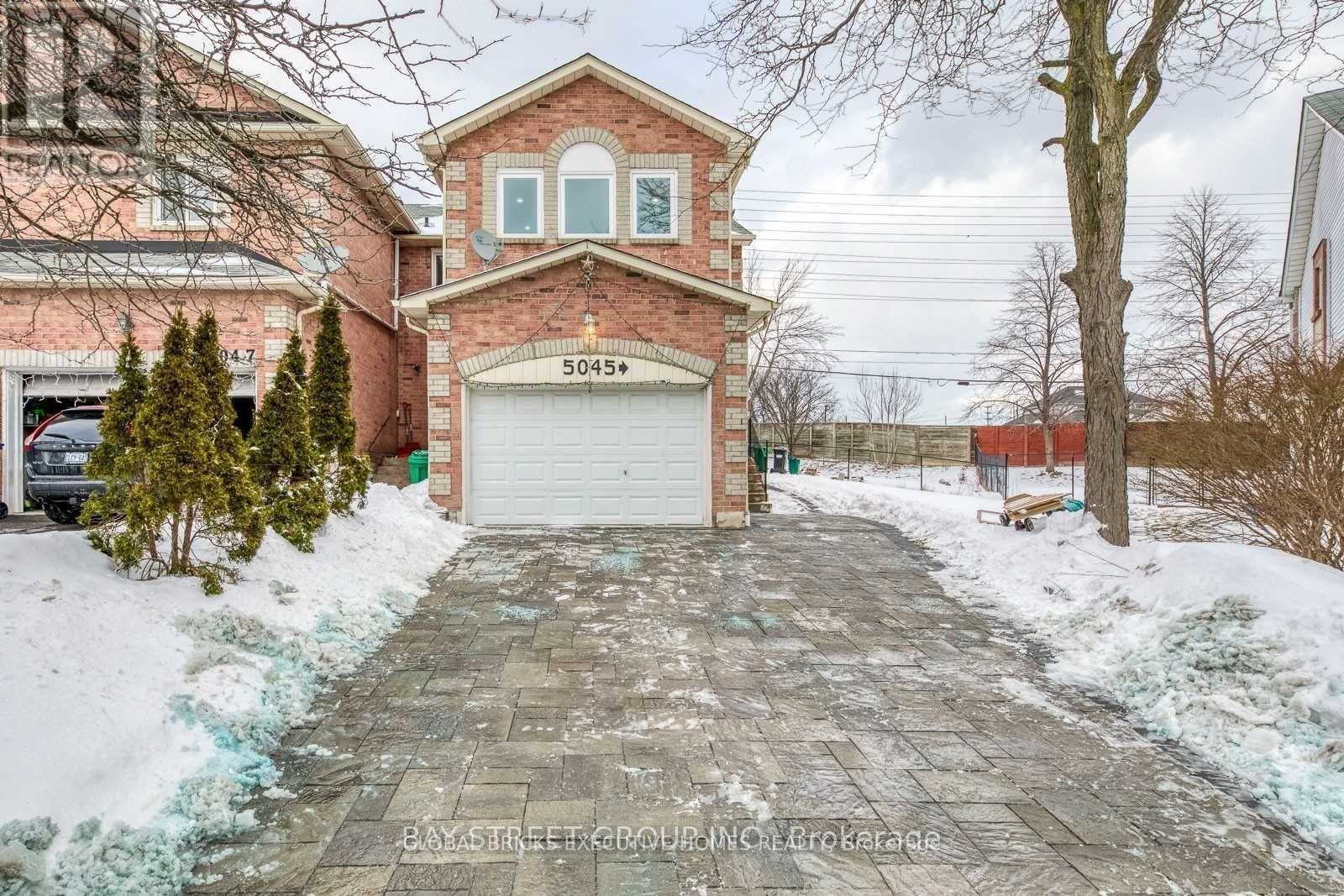 UPPER - 5045 RUNDLE COURT, Mississauga, Ontario