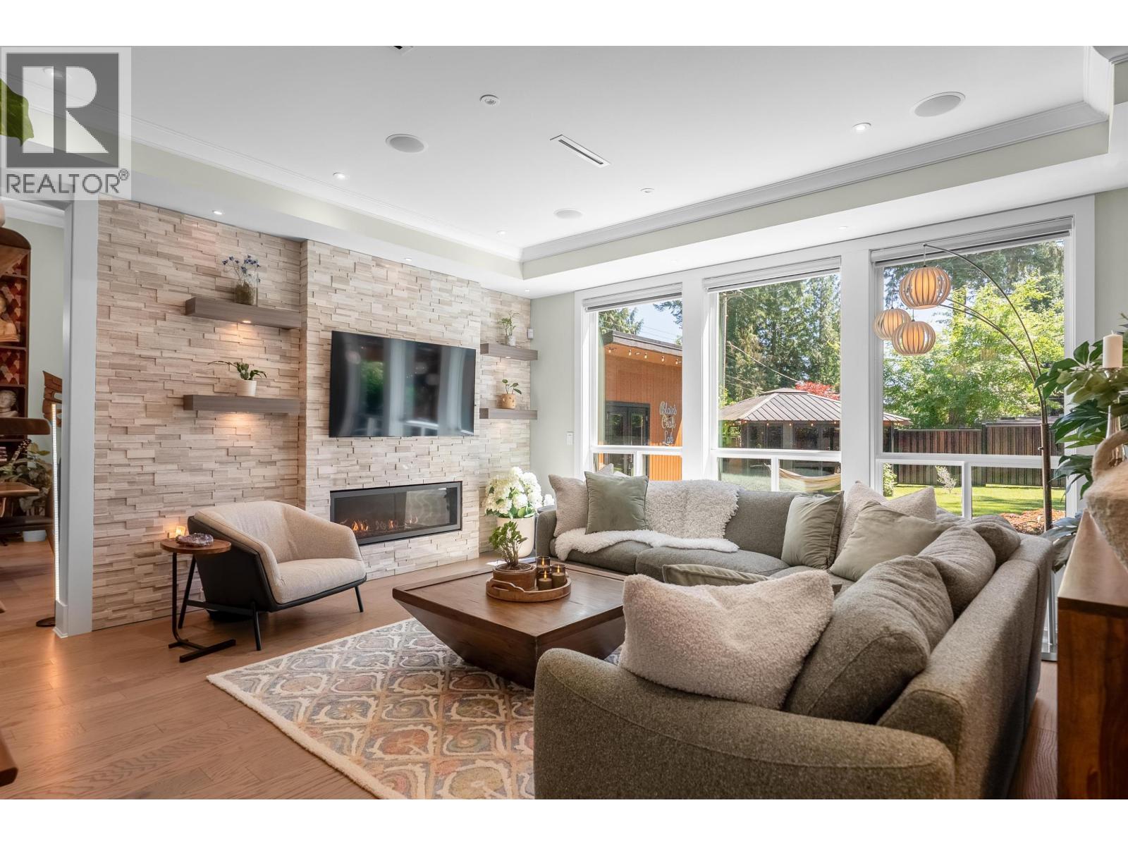 693 E Osborne Road, North Vancouver, British Columbia  V7N 1M8 - Photo 14 - R3136468