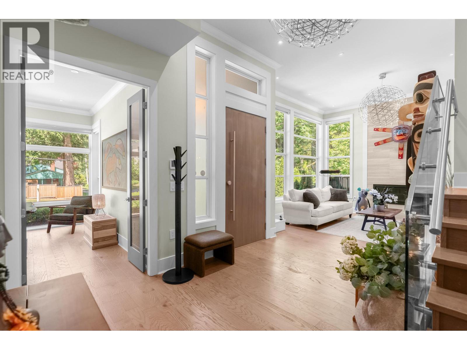 693 E Osborne Road, North Vancouver, British Columbia  V7N 1M8 - Photo 18 - R3136468