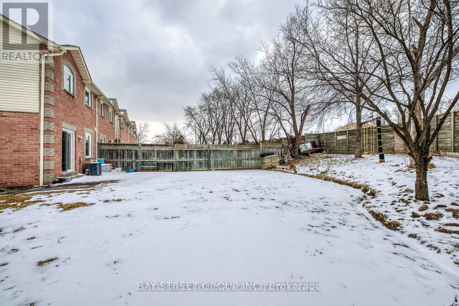 Upper - 5045 Rundle Court, Mississauga, Ontario  L5M 4A4 - Photo 23 - W13461210
