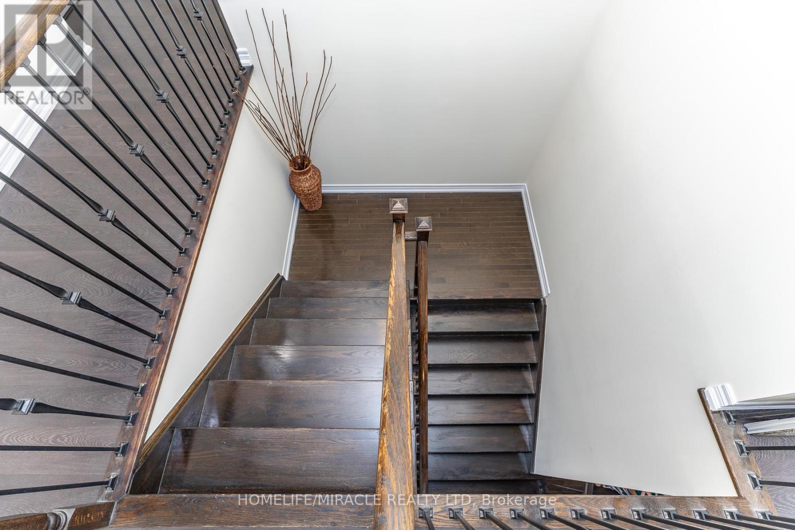 180 Bonnie Braes Drive, Brampton, Ontario  L6Y 5Y7 - Photo 31 - W13461320