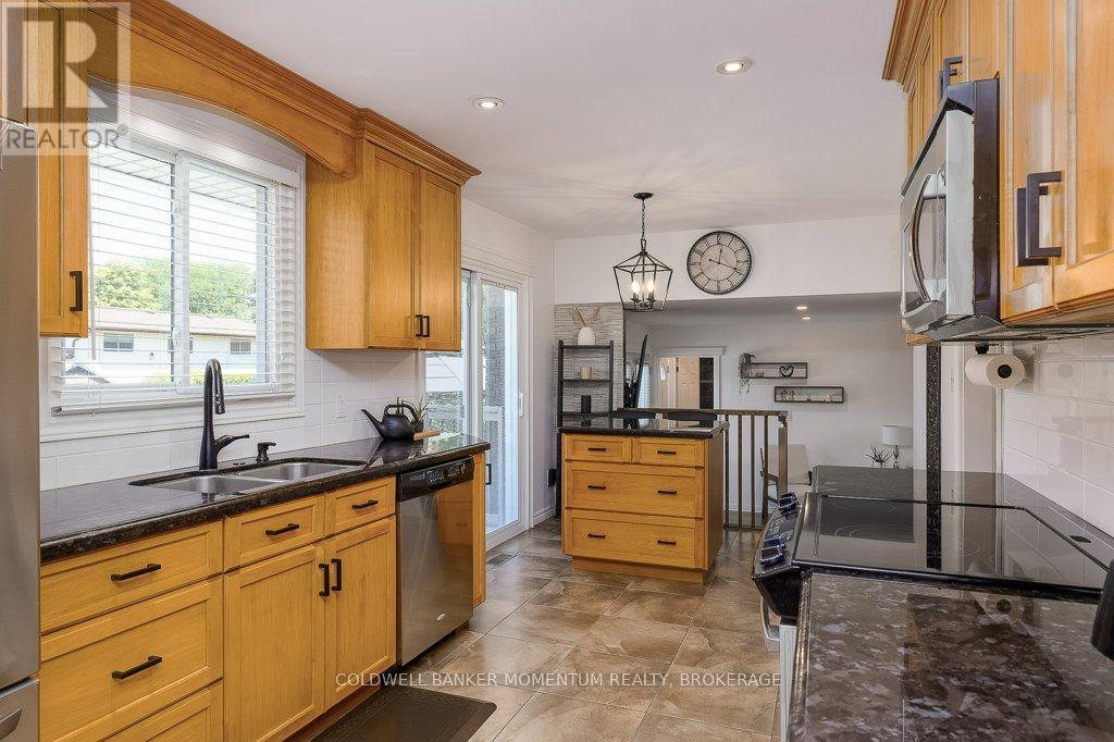 11 Kenmore Crescent, St. Catharines, Ontario  L2N 4S4 - Photo 16 - X13460832