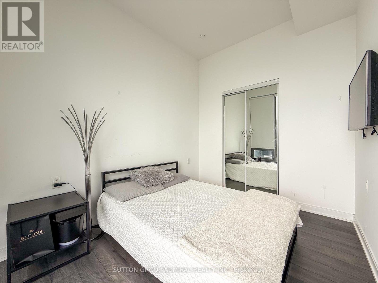 3009 - 50 Charles Street E, Toronto, Ontario  M4Y 1T1 - Photo 5 - C13460390