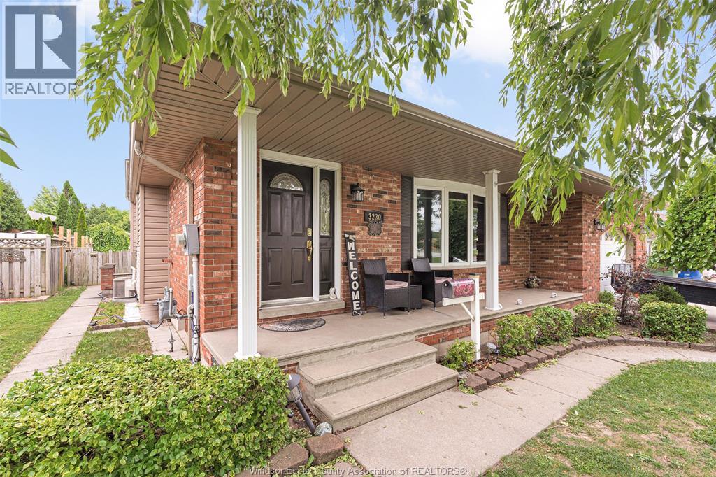 3230 Forest Glade, Windsor, Ontario N8R 1X3 - Photo 5 - 26014509