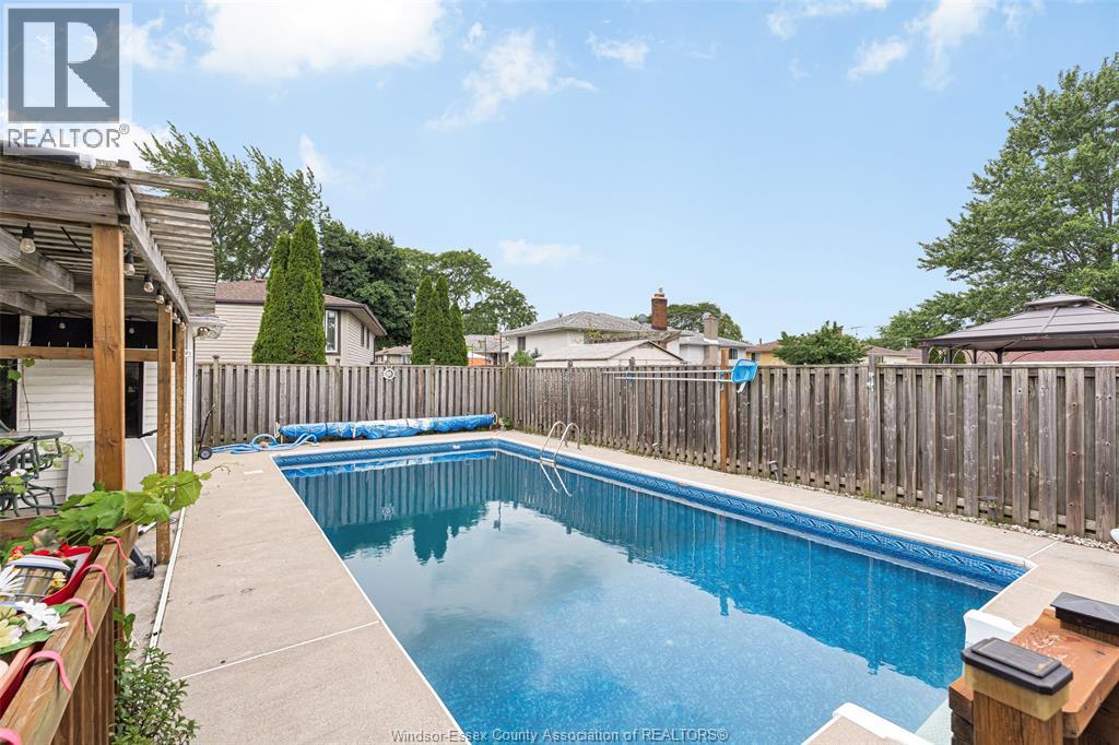 3230 Forest Glade, Windsor, Ontario N8R 1X3 - Photo 37 - 26014509